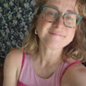 Meet your Posher, Dana